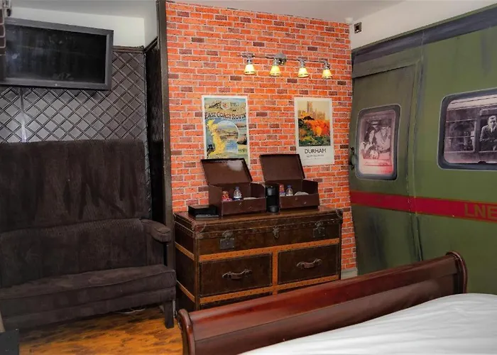 Oyo The Townhouse