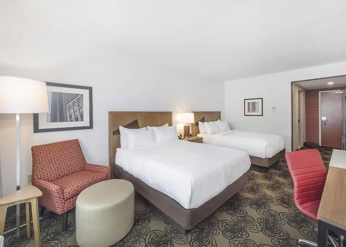 Doubletree By Hilton Raleigh-Cary
